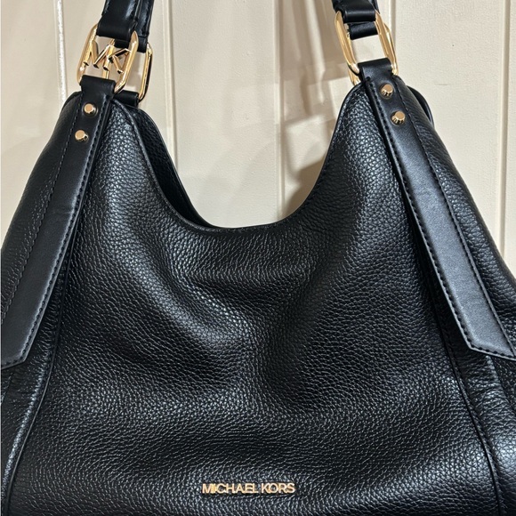 Michael Kors Handbags - Michael Kors Black ARLO Pebbled Leather Hobo Bag with Gold Details NWT & DustBag
